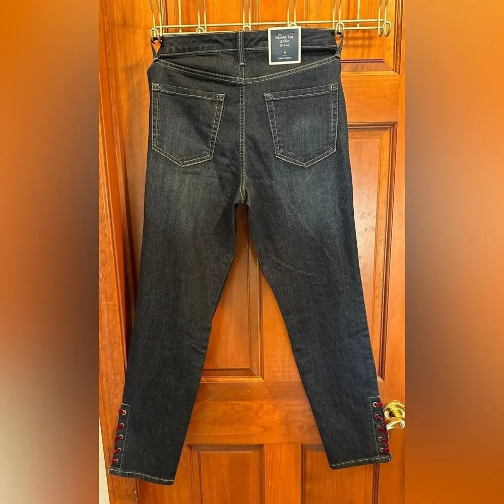 Charter Club NWT women’s lace up tummy slimming skinny ankle jeans. Size 8